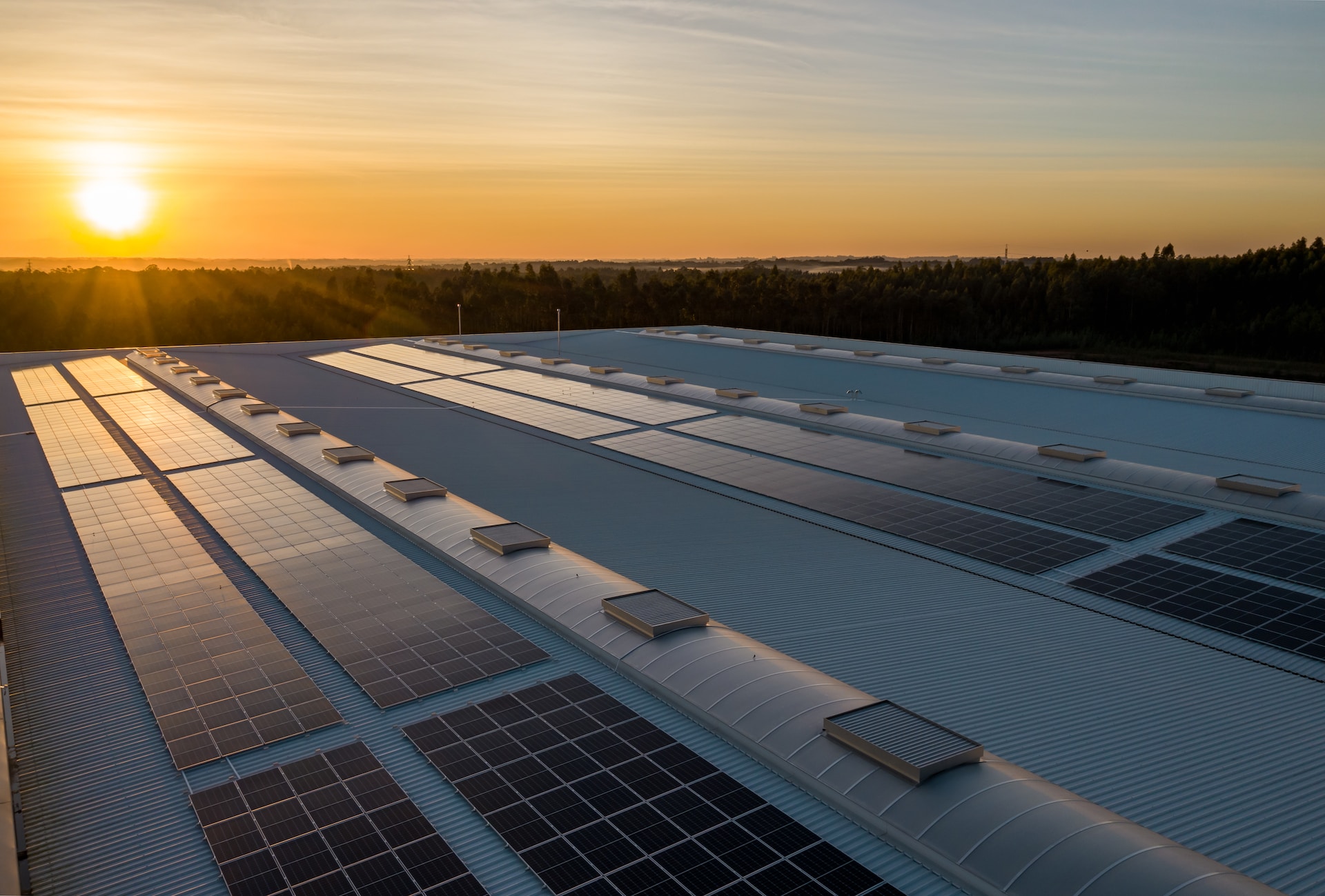 Aerial view of the Chiquita Fresh / Harry Ross Industries industrial cold storage facility with rooftop solar